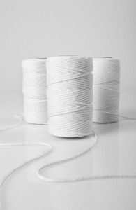 Sznurek pleciony biały wędliniarski 100g/75mb /9212