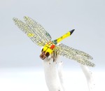 Ważka kolorowa 7,5 x 10cm - na klipsie /0183