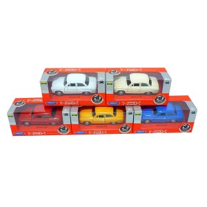 Auto metal. WELLY > SYRENA 105 < 1:43 /8843s